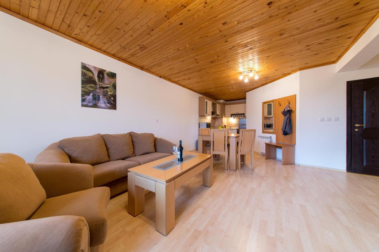 Pearl Apartments פמפורובו מראה חיצוני תמונה