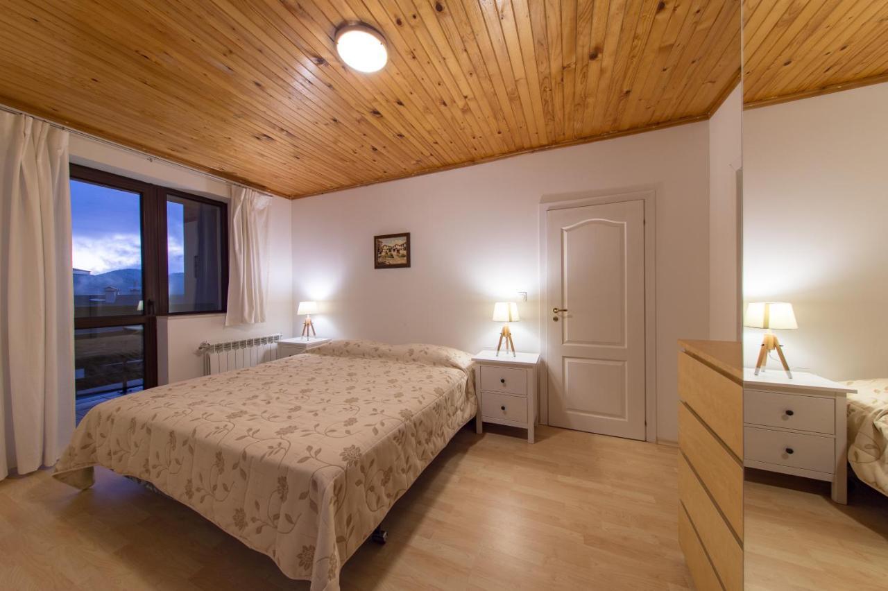 Pearl Apartments פמפורובו מראה חיצוני תמונה