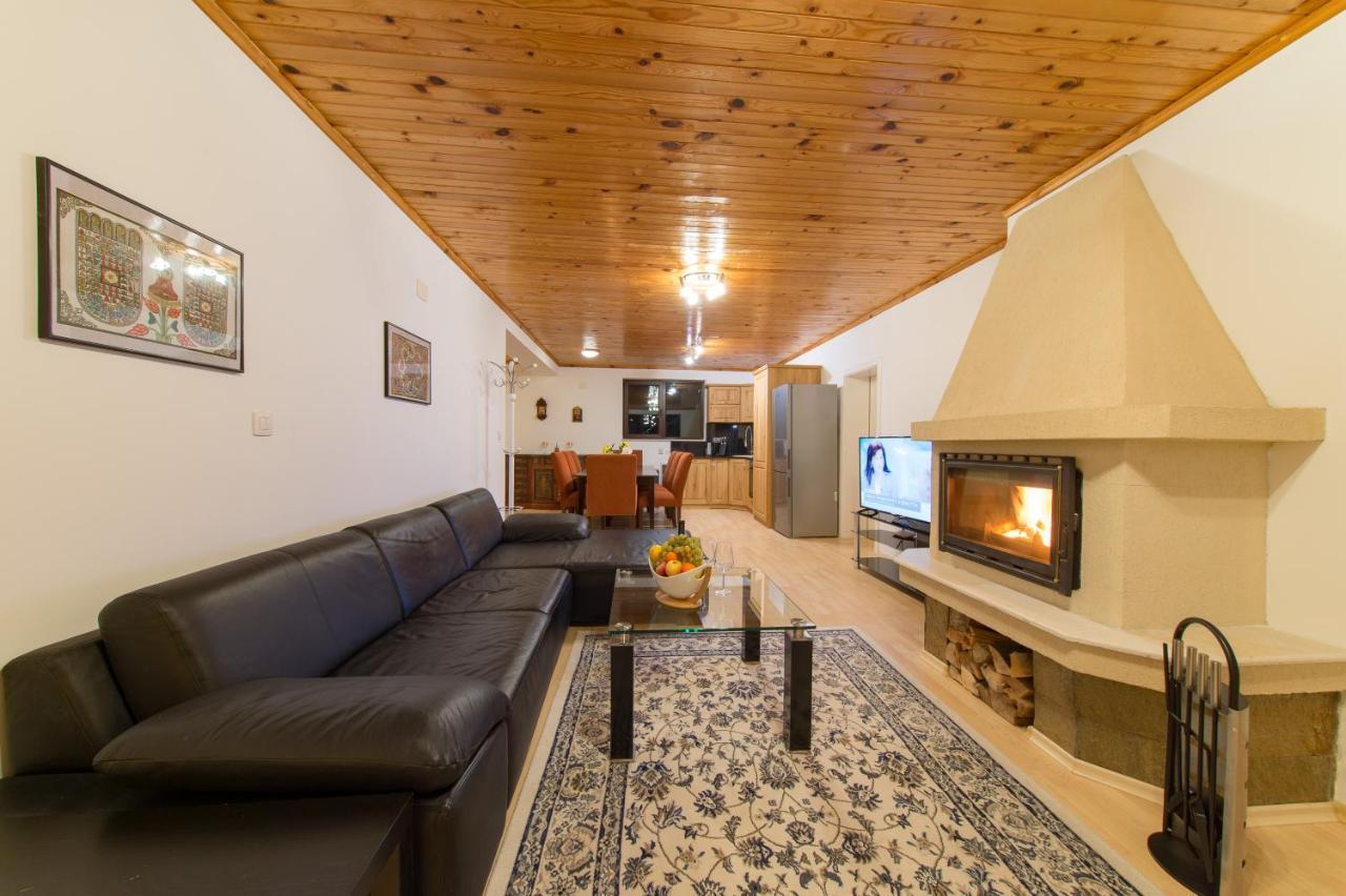Pearl Apartments פמפורובו מראה חיצוני תמונה