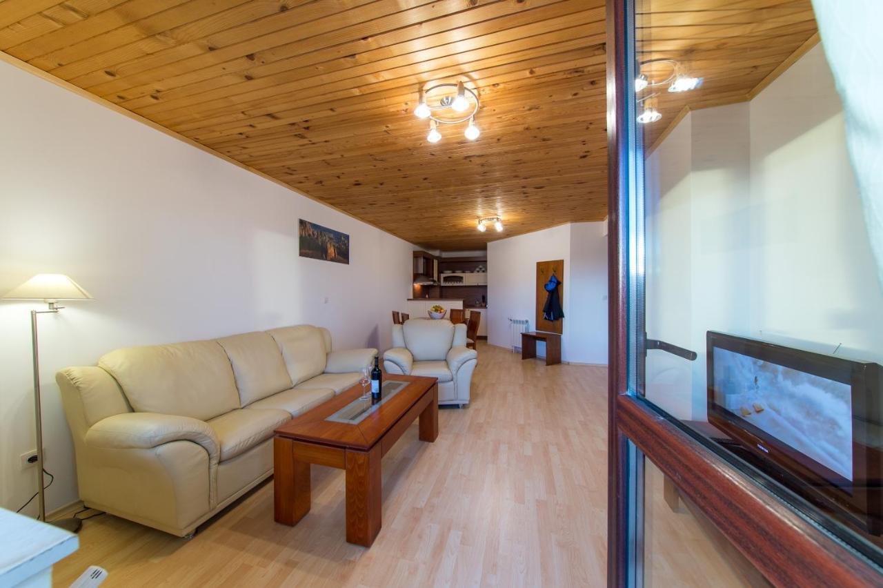 Pearl Apartments פמפורובו מראה חיצוני תמונה