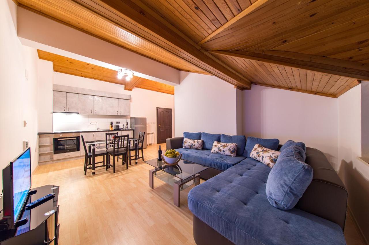 Pearl Apartments פמפורובו מראה חיצוני תמונה