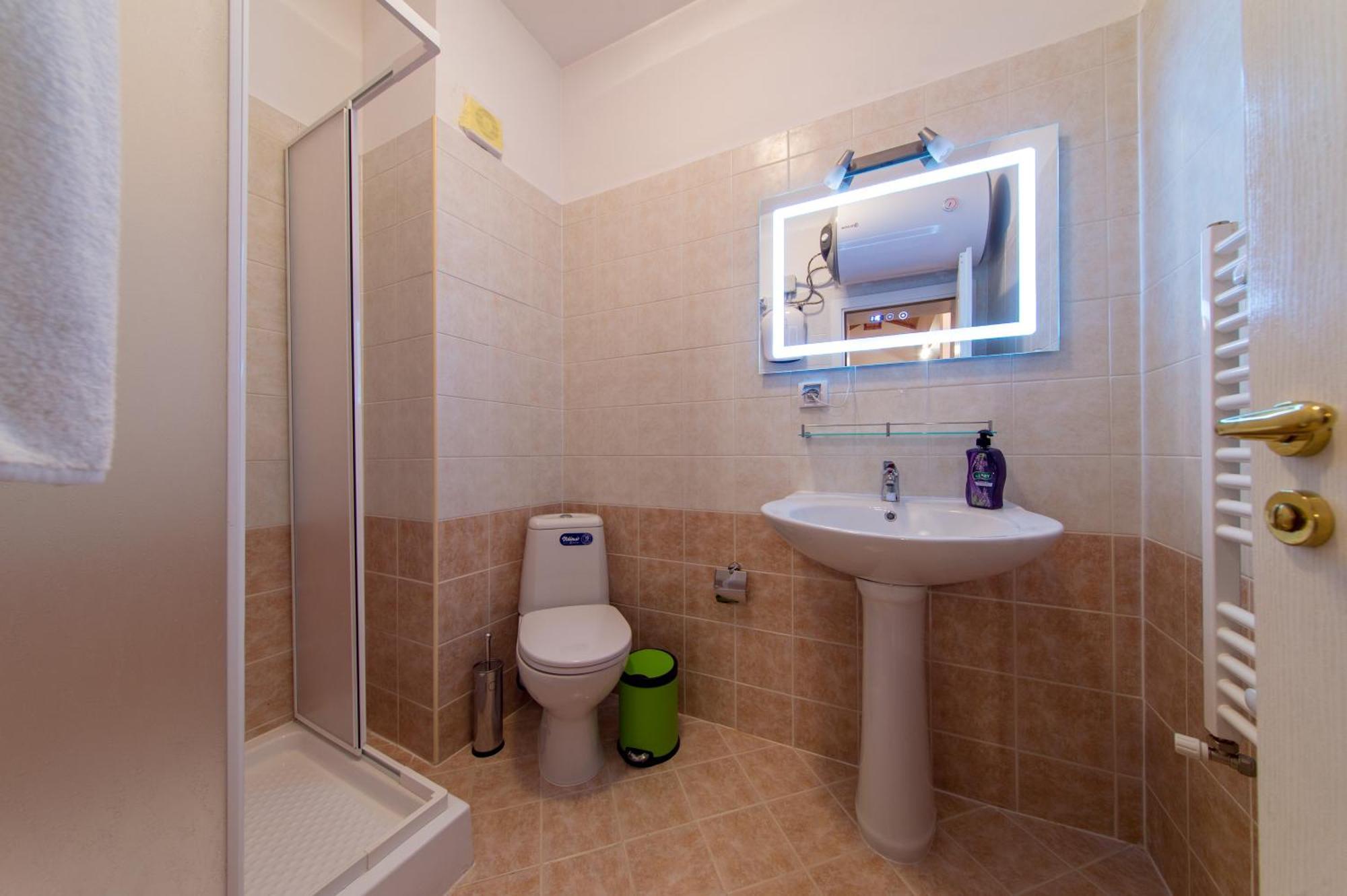 Pearl Apartments פמפורובו מראה חיצוני תמונה