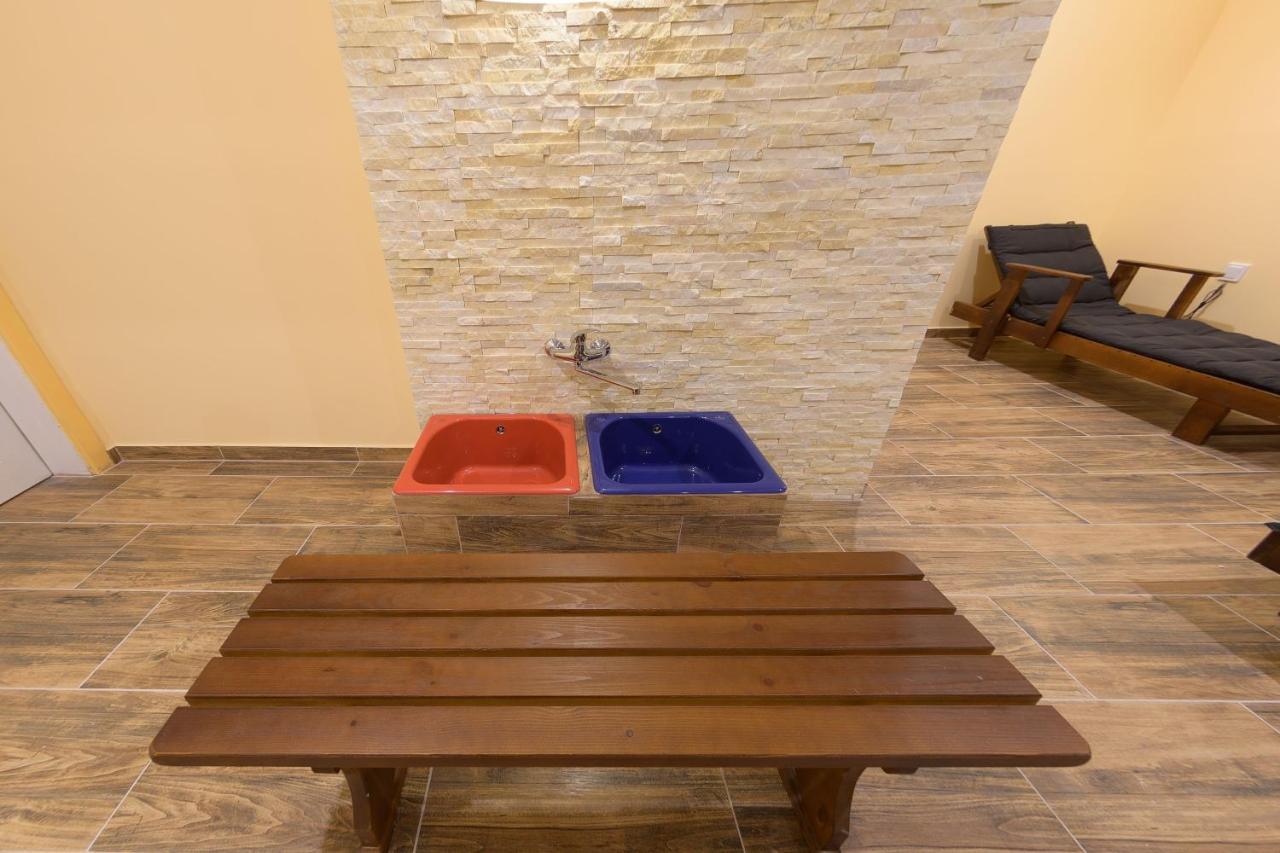 Pearl Apartments פמפורובו מראה חיצוני תמונה