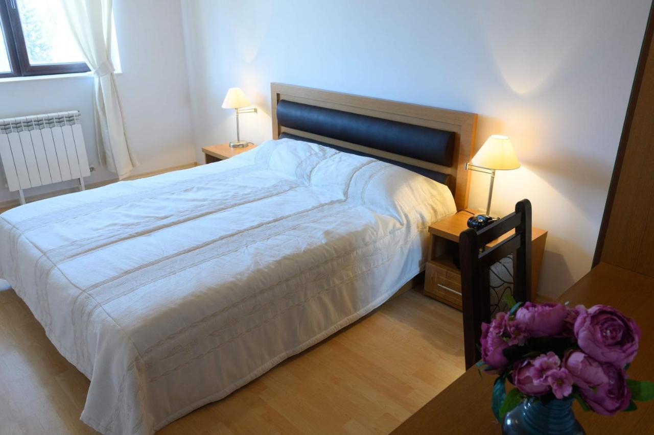 Pearl Apartments פמפורובו מראה חיצוני תמונה
