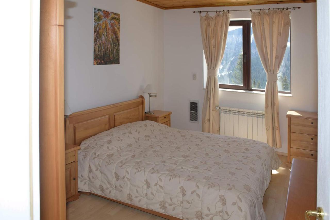 Pearl Apartments פמפורובו מראה חיצוני תמונה